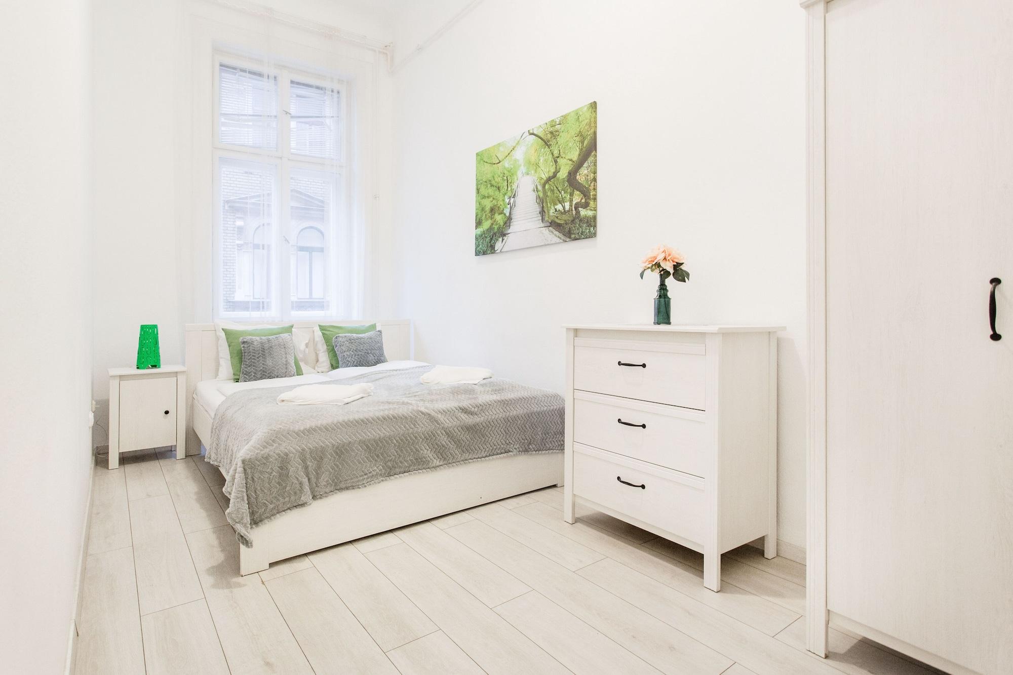 Grand Budapest Apartments Bagian luar foto